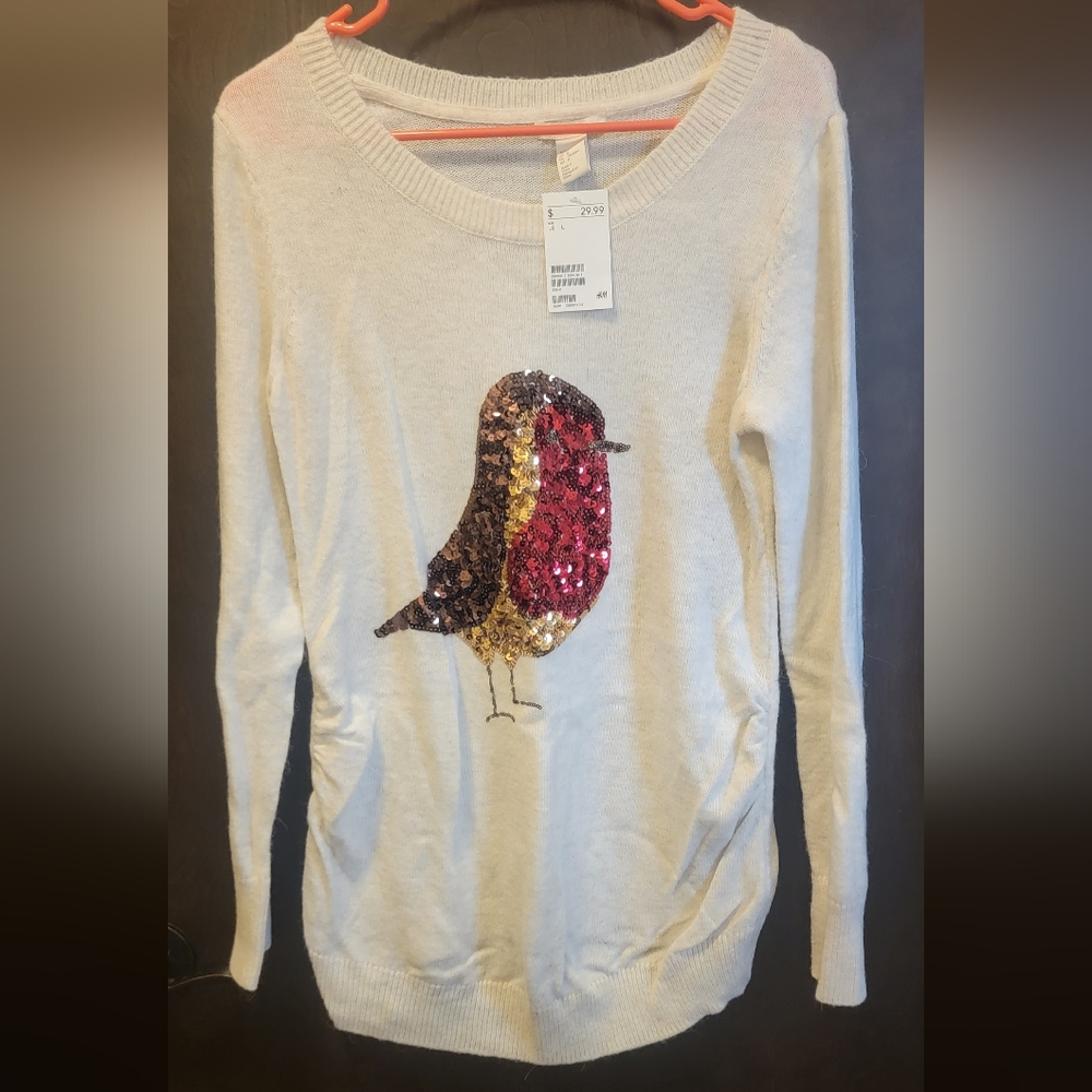 Maternity shirt with cute sequence bird